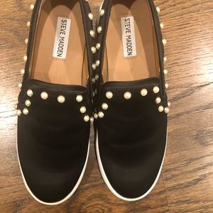 Steve Madden Pearl studded platforms